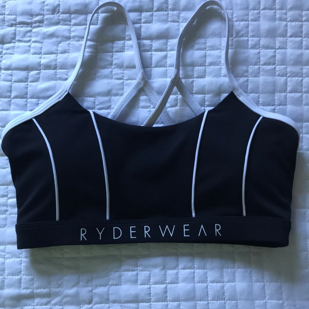 Sport bra, portée 2-3 fois
